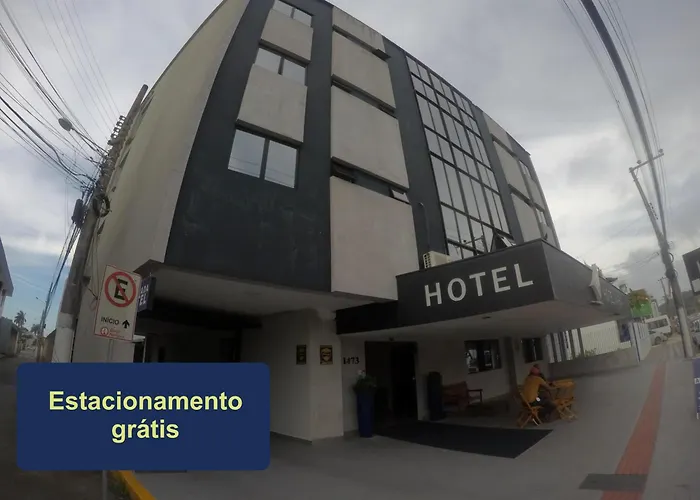 MarjaíHotel Em